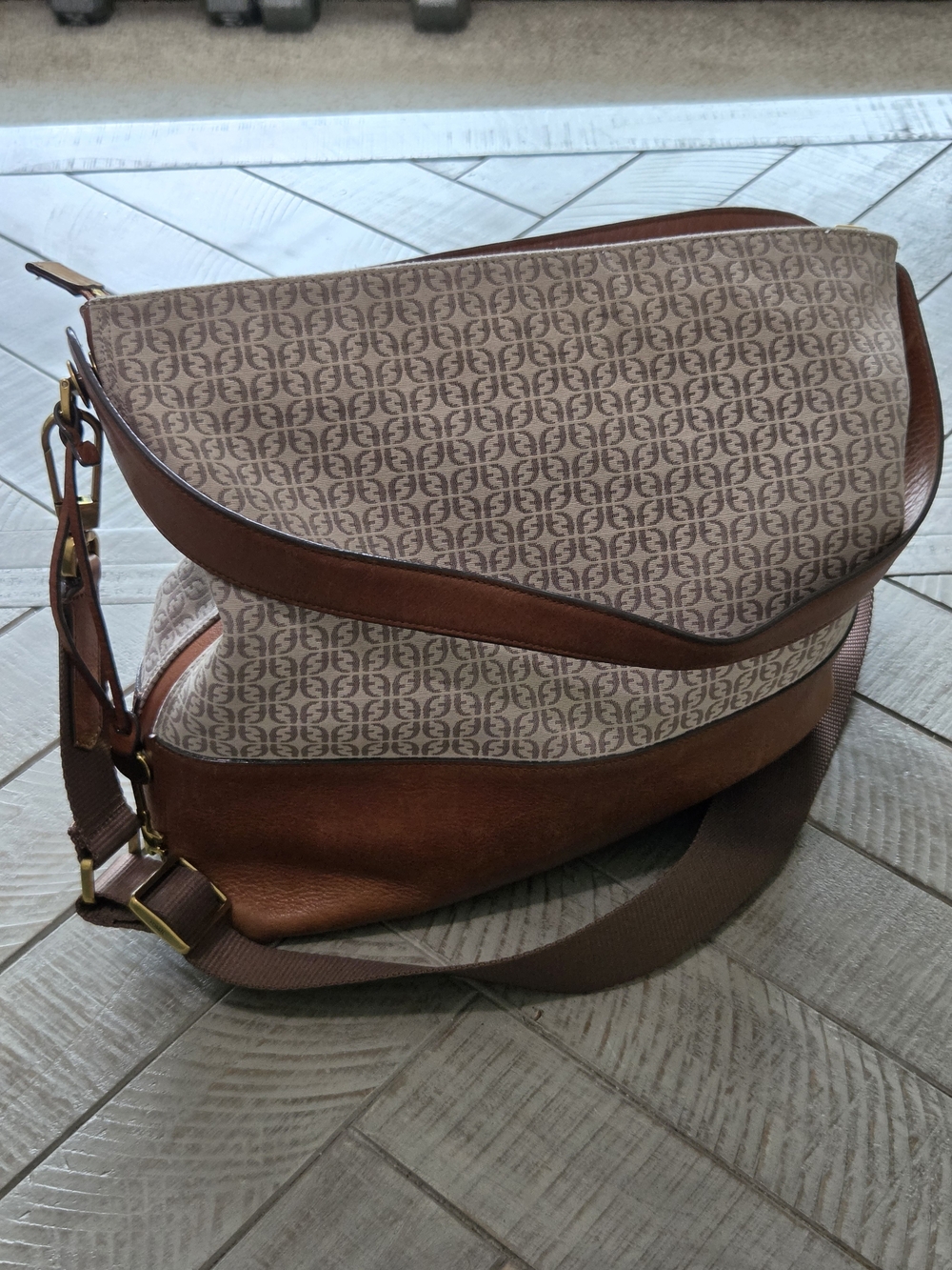 Vintage Fossil Y2K Signature Jacquard Leather Hobo Crossbody Bag Key Charm